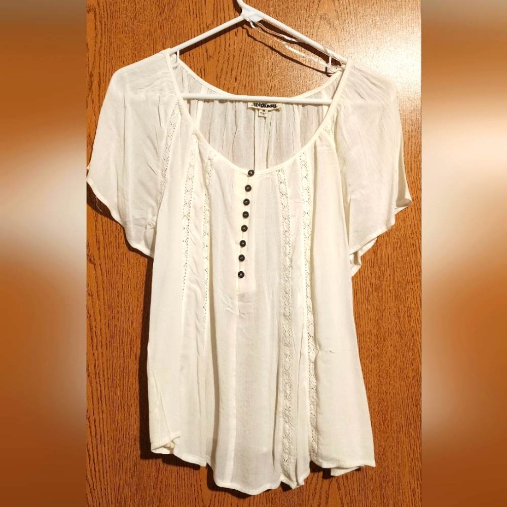 TFCamp medium short sleeve top